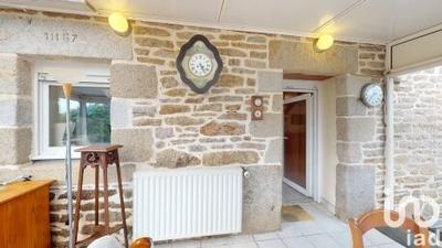 Maison - 180 m² - 11 pièces