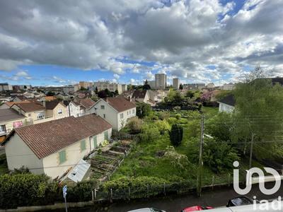 Appartement - 86 m² - 4 pièces