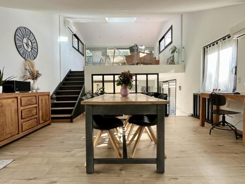 Maison - 165 m² - 5 pièces