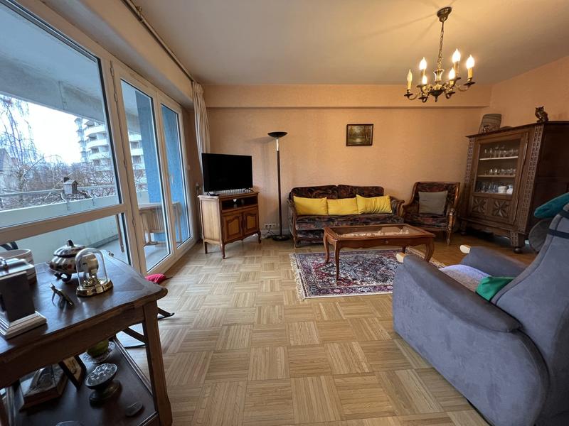 Appartement - 86 m² - 5 pièces