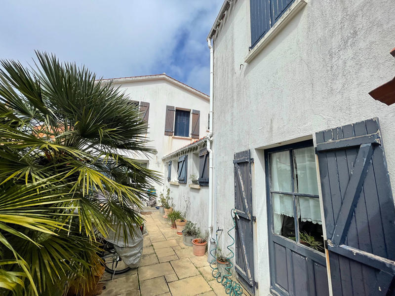 Maison - 91 m² - 4 pièces