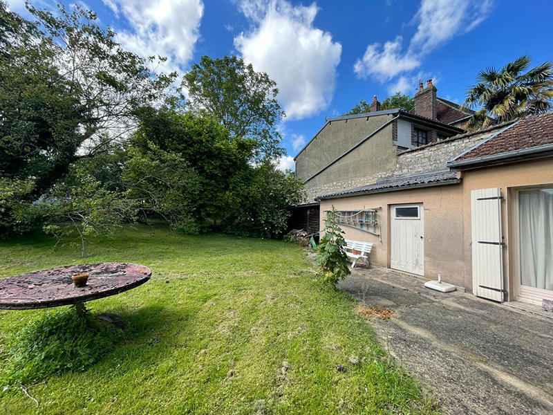 Maison de village - 80 m² - 4 pièces