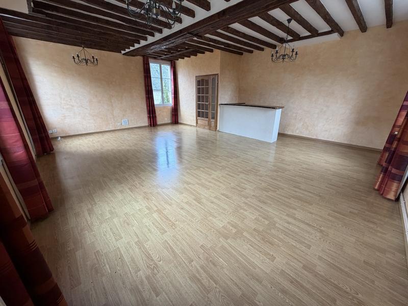Maison - 250 m² - 7 pièces
