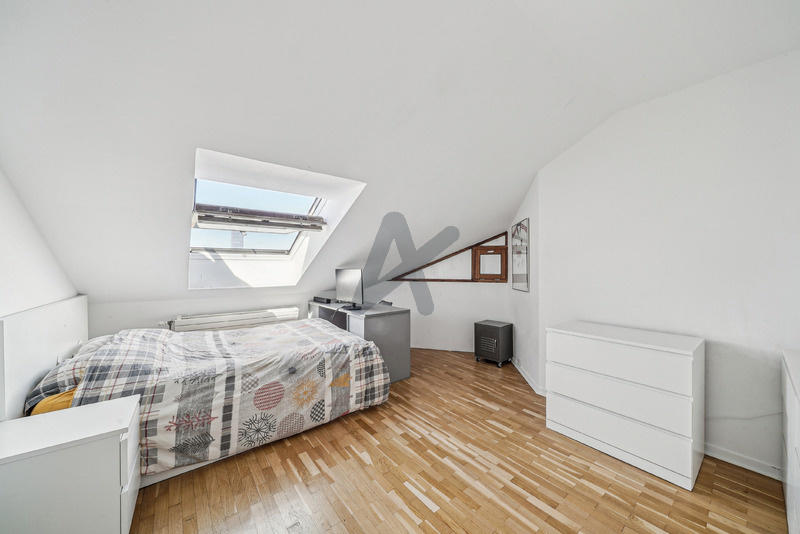 Duplex - 157 m² - 5 pièces