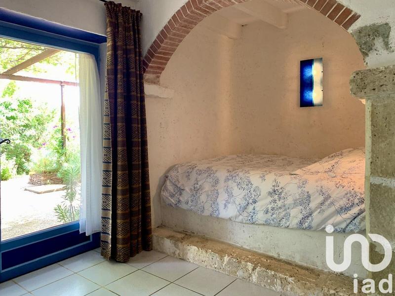 Maison - 470 m² - 11 pièces