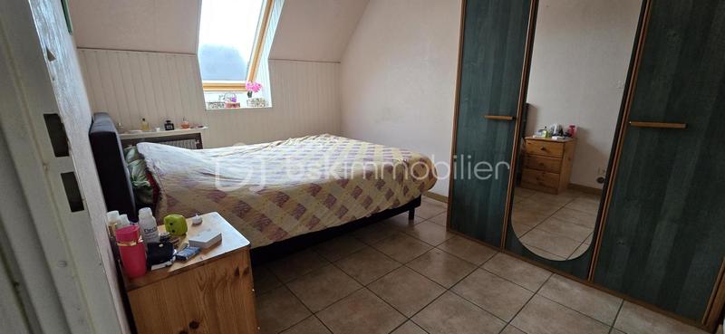 Maison - 98 m² - 5 pièces