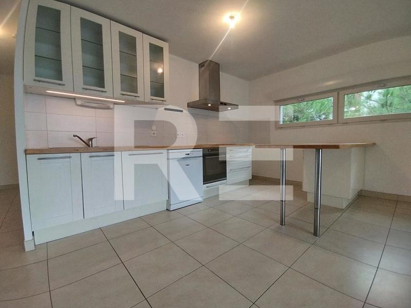 Appartement - 75 m² - 3 pièces