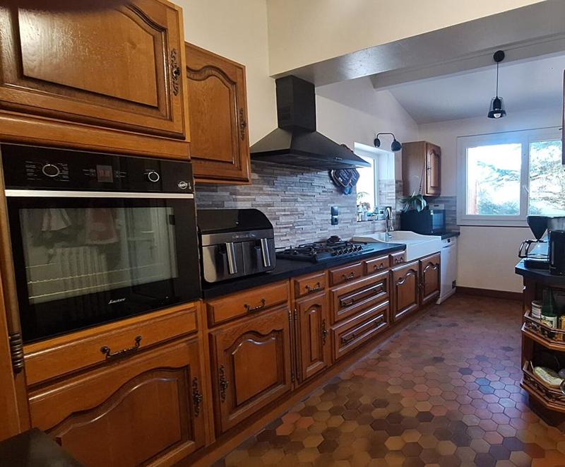 Maison - 197 m² - 8 pièces