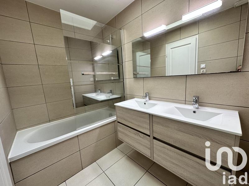 Maison - 141 m² - 5 pièces