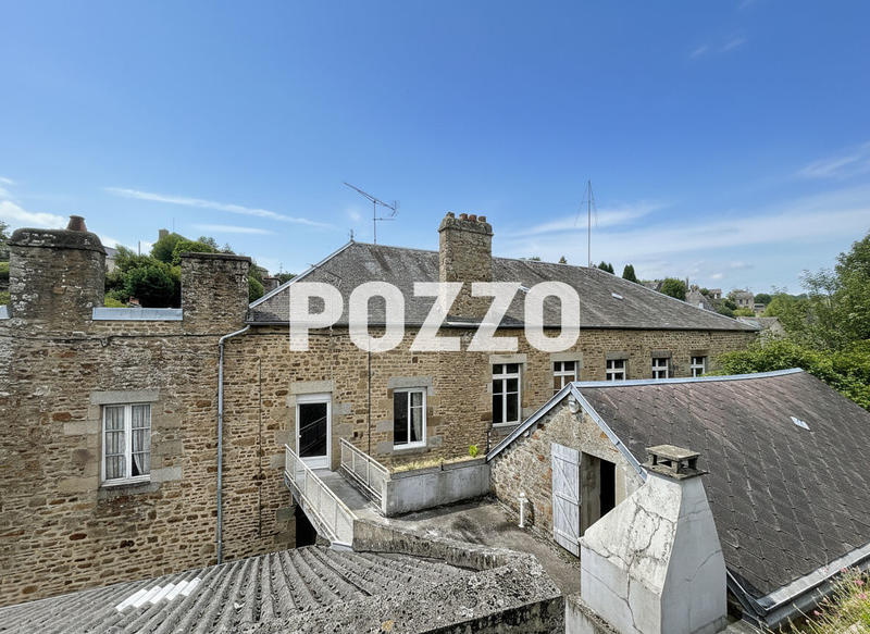 Maison - 134 m² - 9 pièces