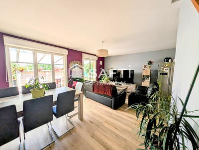 Maison - 81 m² - 4 pièces