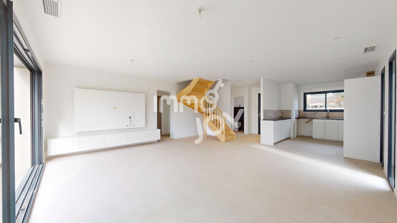 Maison - 125 m² - 5 pièces