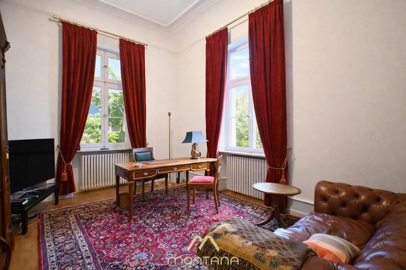 Château - 258 m² - 8 pièces