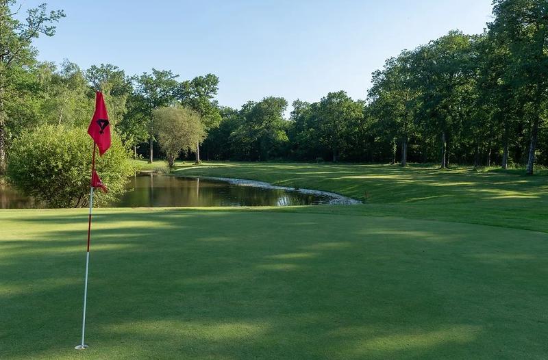 Manoir - 2 000 m² - 60 pièces