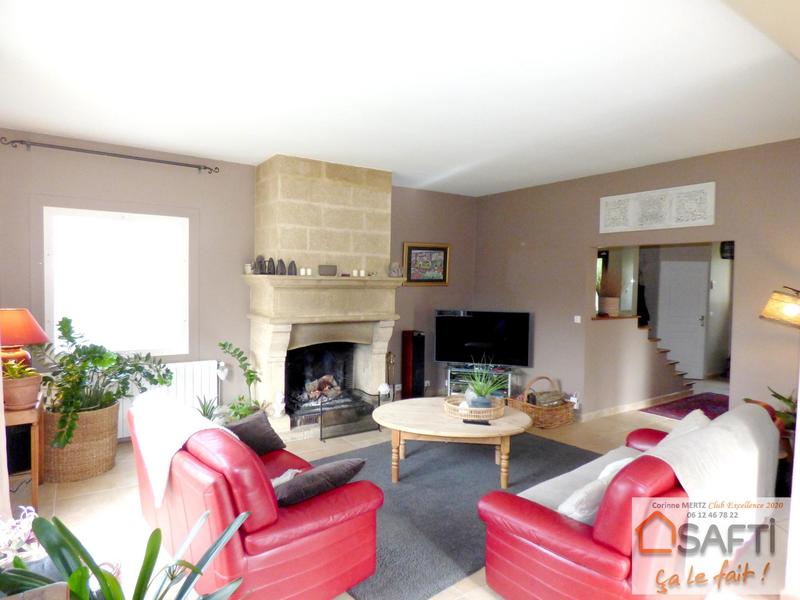 Maison - 246 m² - 7 pièces