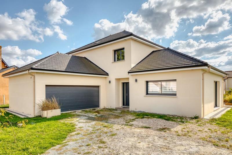 Maison ancienne - 169 m² - 7 pièces