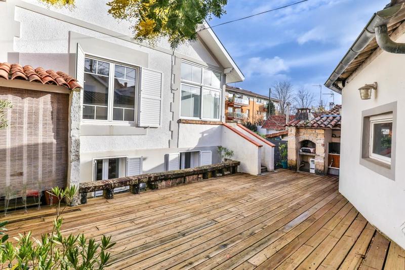 Maison - 120 m² - 7 pièces