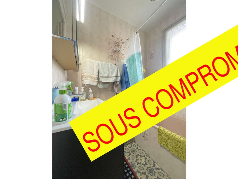 Maison - 96 m² - 5 pièces