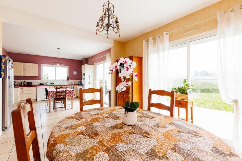 Maison - 200 m² - 6 pièces