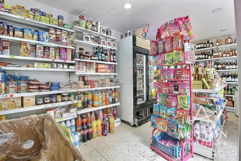 Immeuble - 220 m² - 7 pièces