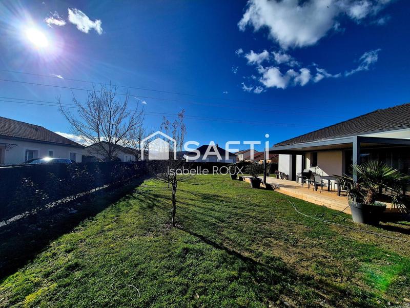 Maison - 98 m² - 4 pièces