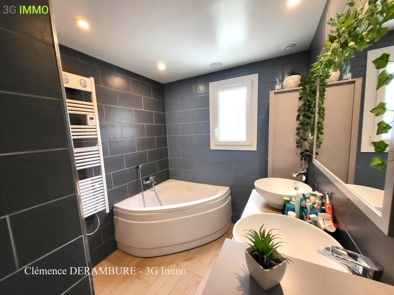 Maison - 124 m² - 7 pièces