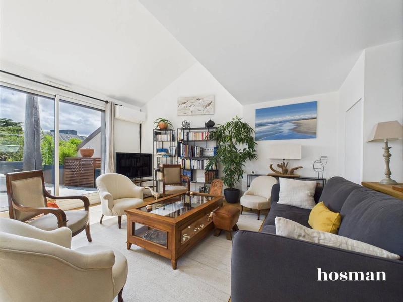 Appartement - 90 m² - 3 pièces