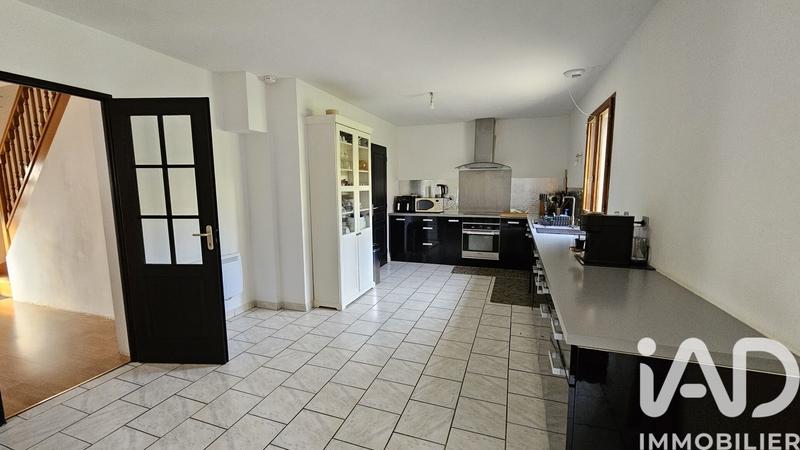Maison - 121 m² - 5 pièces