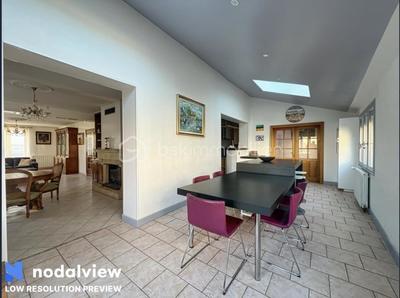 Maison de village - 215 m² - 10 pièces