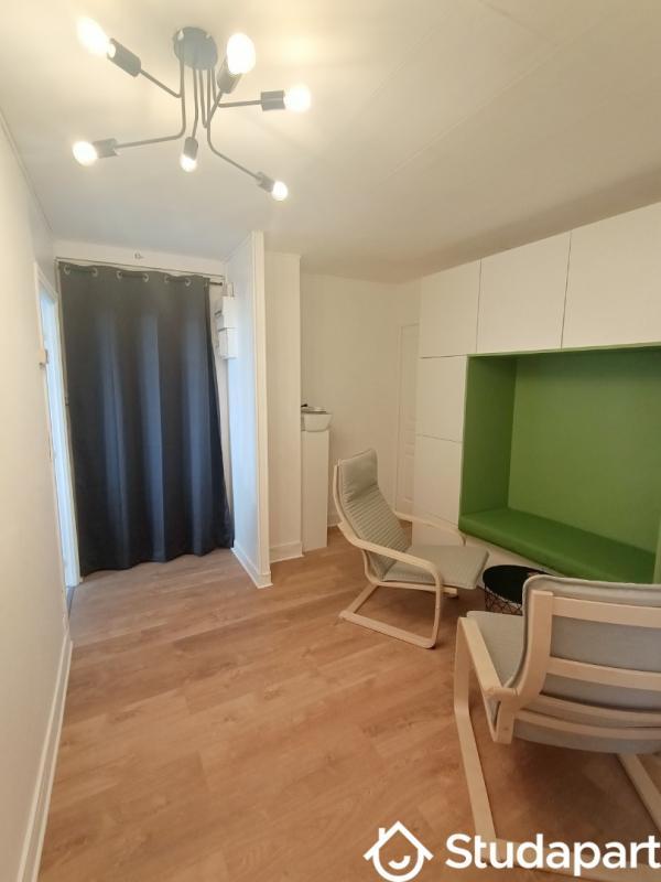 Chambre - 10 m² - 1 pièce