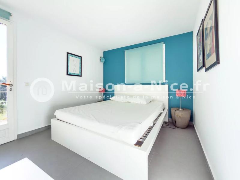 Maison - 285 m² - 10 pièces