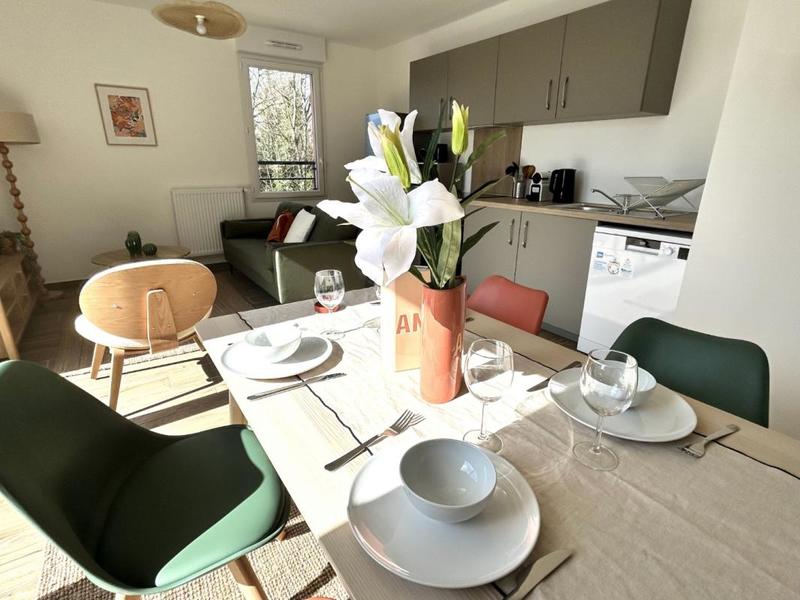 Chambre - 9 m² - 1 pièce