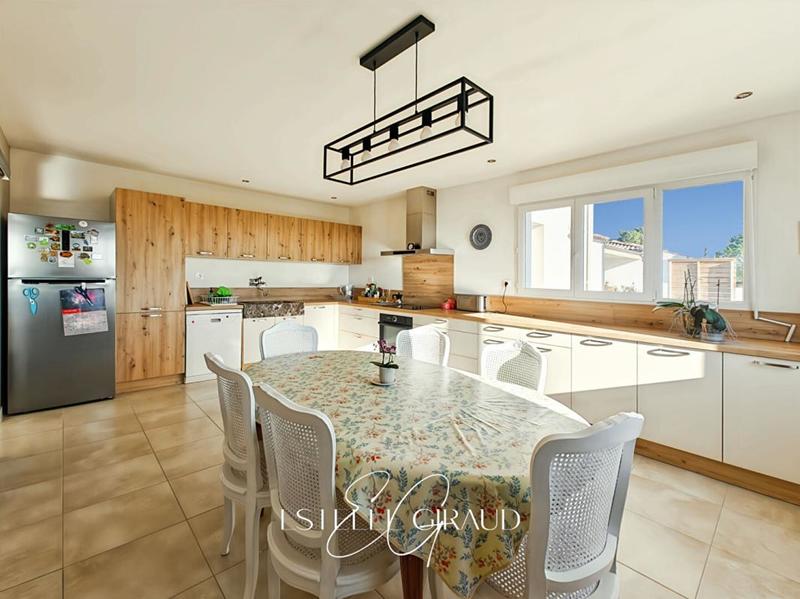 Villa - 115 m² - 5 pièces