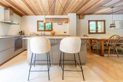 Châlet - 216 m² - 9 pièces