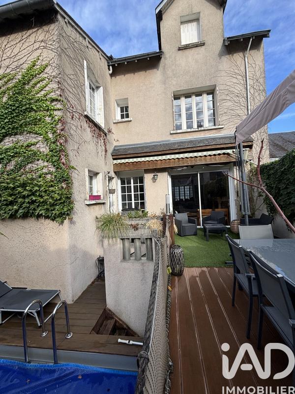 Maison de ville - 225 m² - 7 pièces