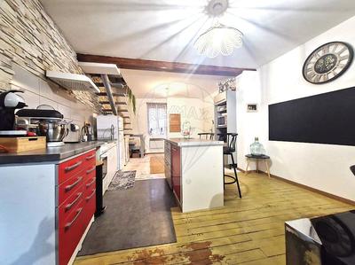 Appartement - 107 m² - 5 pièces