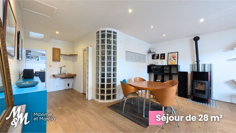 Maison traditionnelle - 105 m² - 6 pièces