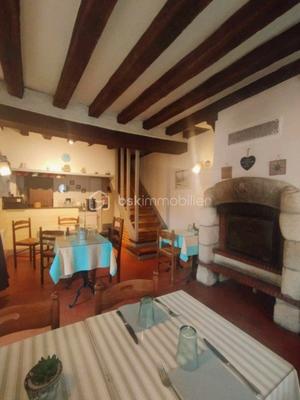 Bureau - 93 m² - 5 pièces