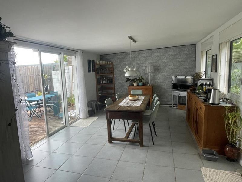 Maison - 160 m² - 5 pièces