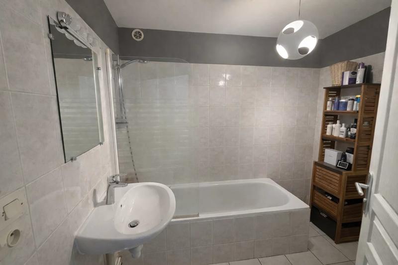 Appartement - 67 m² - 4 pièces