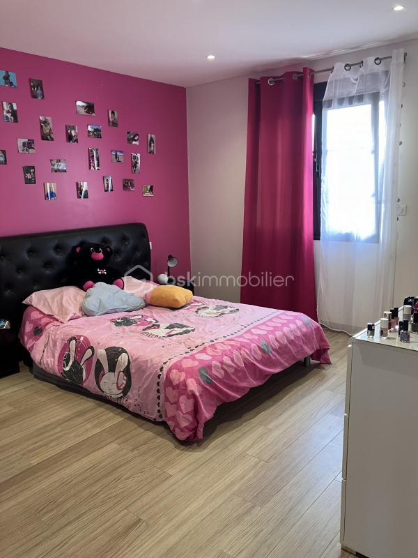 Villa - 185 m² - 7 pièces