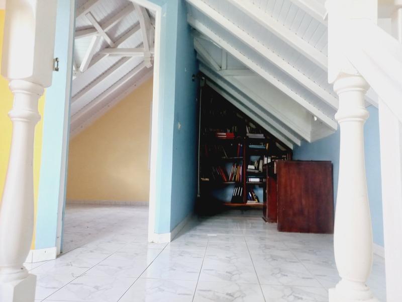 Maison - 144 m² - 4 pièces