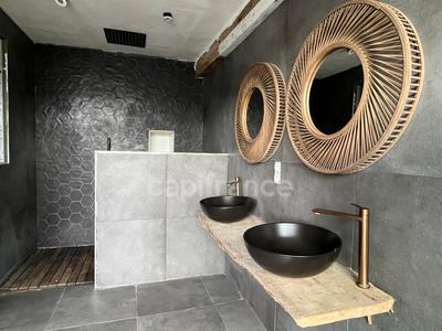 Maison - 170 m² - 5 pièces