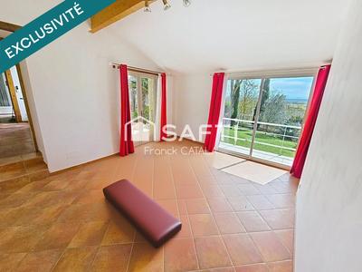 Maison - 140 m² - 4 pièces