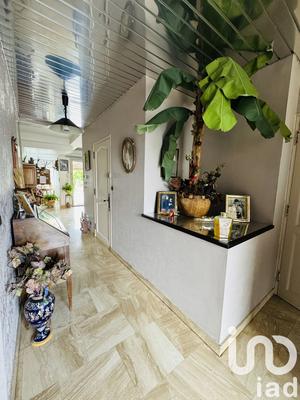 Maison - 263 m² - 8 pièces