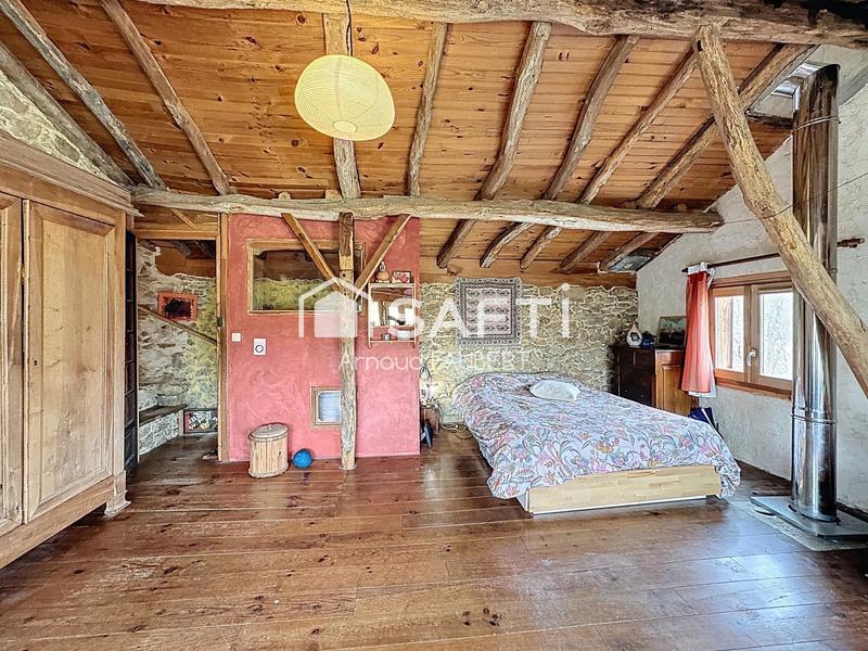 Maison - 136 m² - 5 pièces