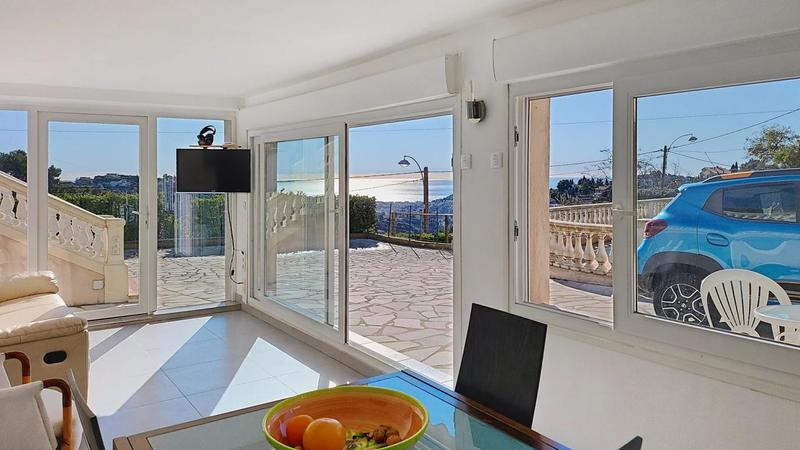 Maison - 152 m² - 6 pièces