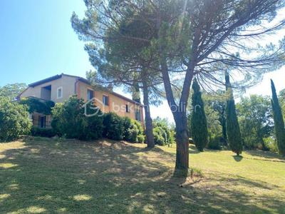 Maison d'architecte - 300 m² - 9 pièces