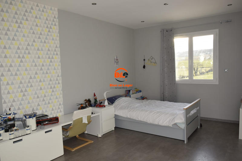 Maison contemporaine - 165 m² - 5 pièces