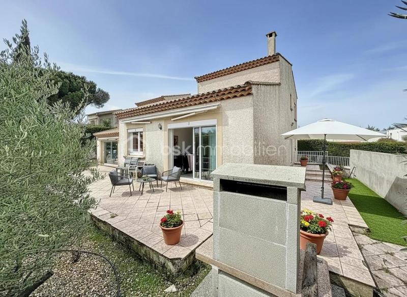 Villa - 210 m² - 6 pièces